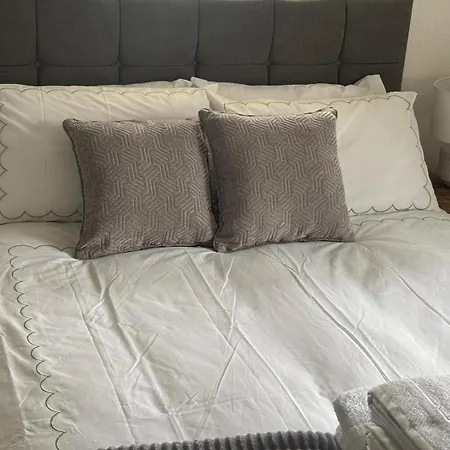 度假居 Swallow 米德尔赫姆